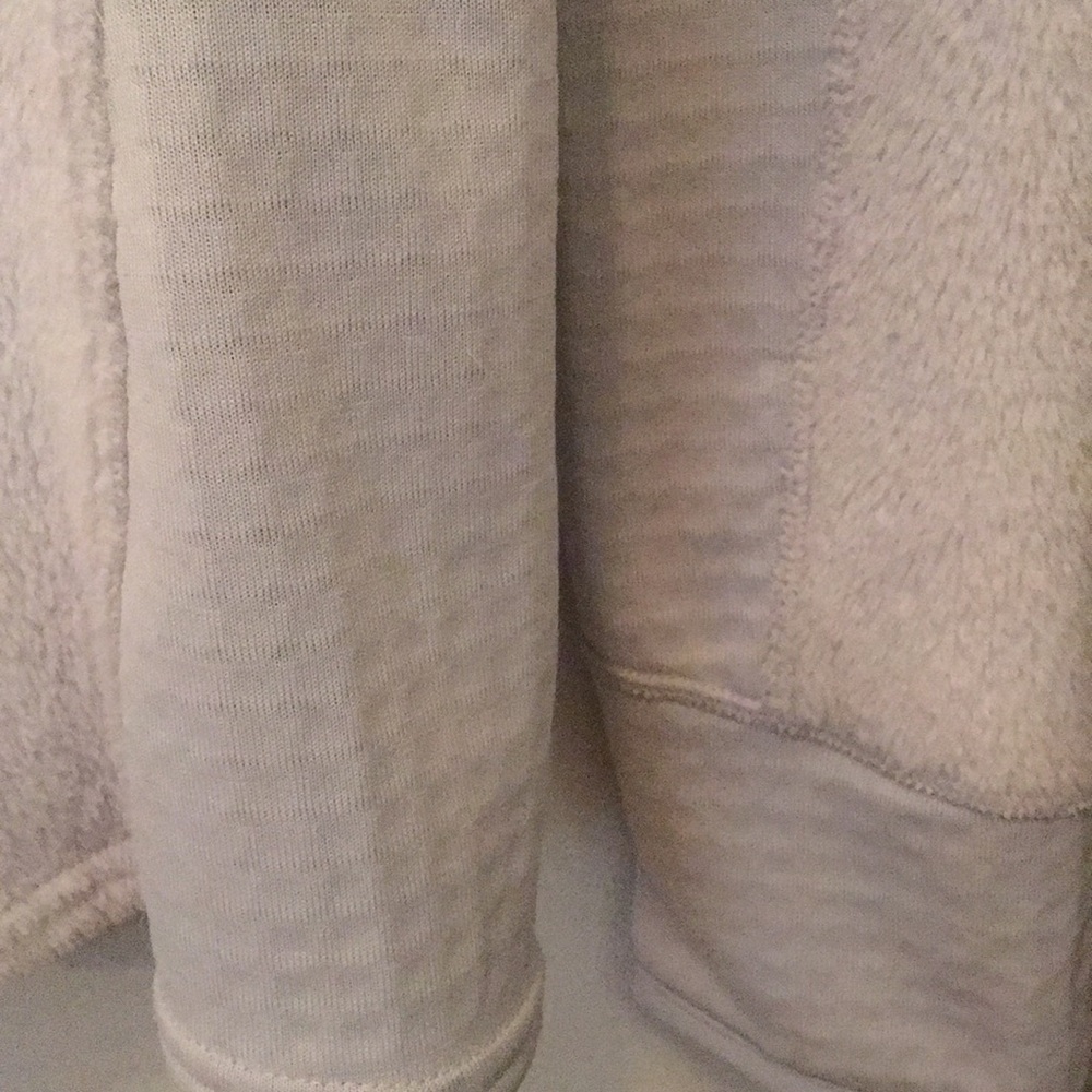 Patagonia R2 Fleece Jacket - Picture 6 of 6